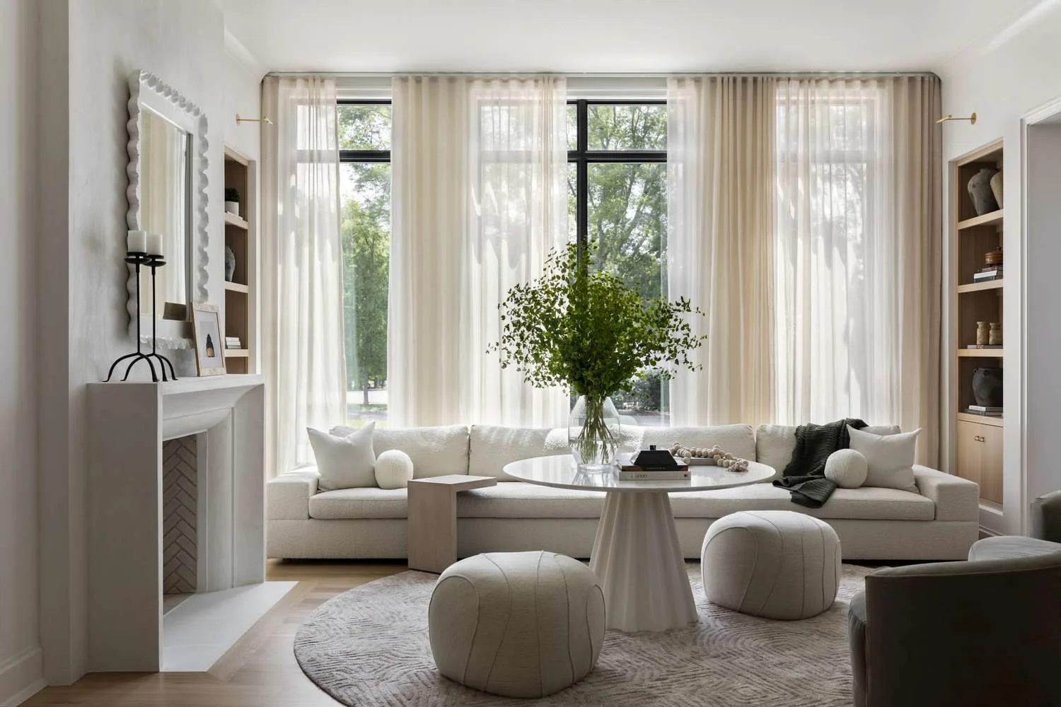 Inspirasi Desain Interior Ruang Tamu Modern di Cikarang untuk Tampilan Elegan